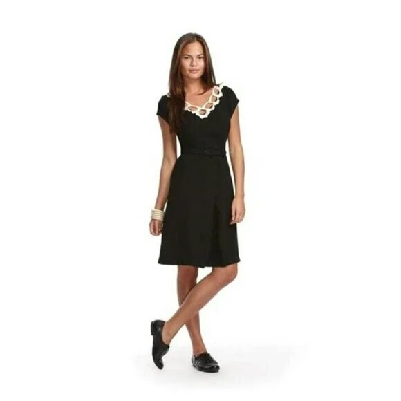 Libertine xTarget Black Belted Dress Black Embroidered Lace Versatile Junior 9 - Picture 1 of 16